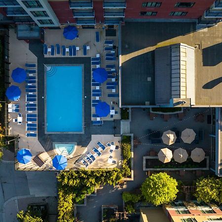 Hilton Whistler Resort & Spa Exterior photo