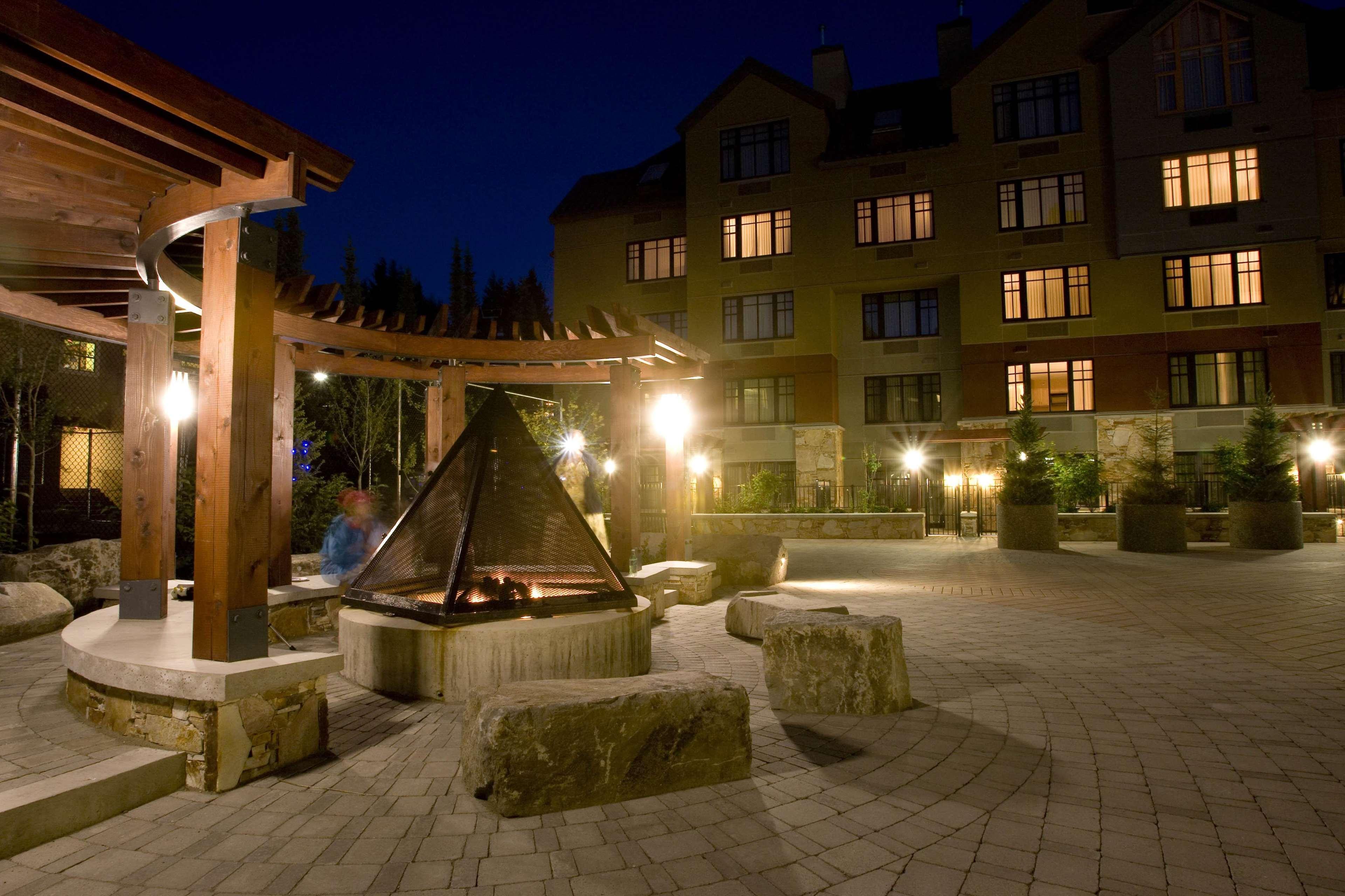 Hilton Whistler Resort & Spa Amenities photo
